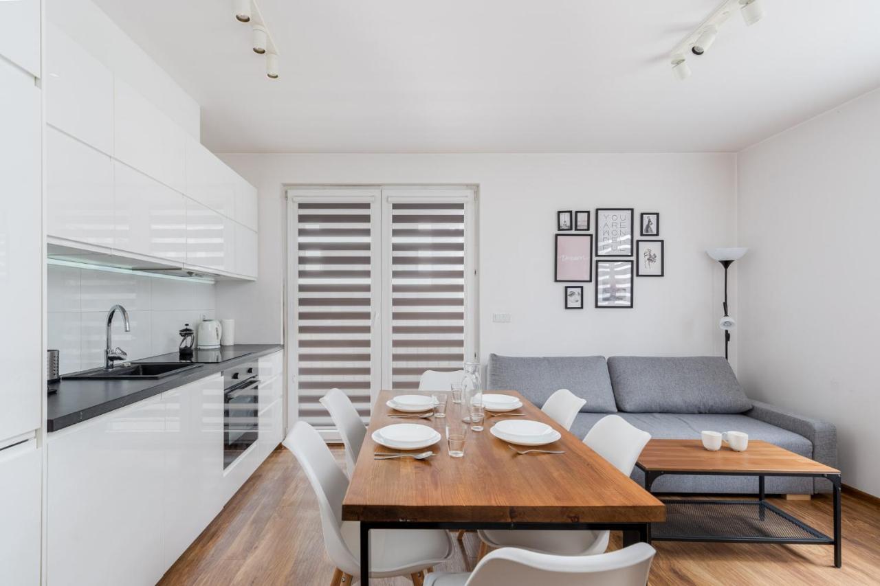 Zablocie Apartment Best Location To Explore Krasków Εξωτερικό φωτογραφία