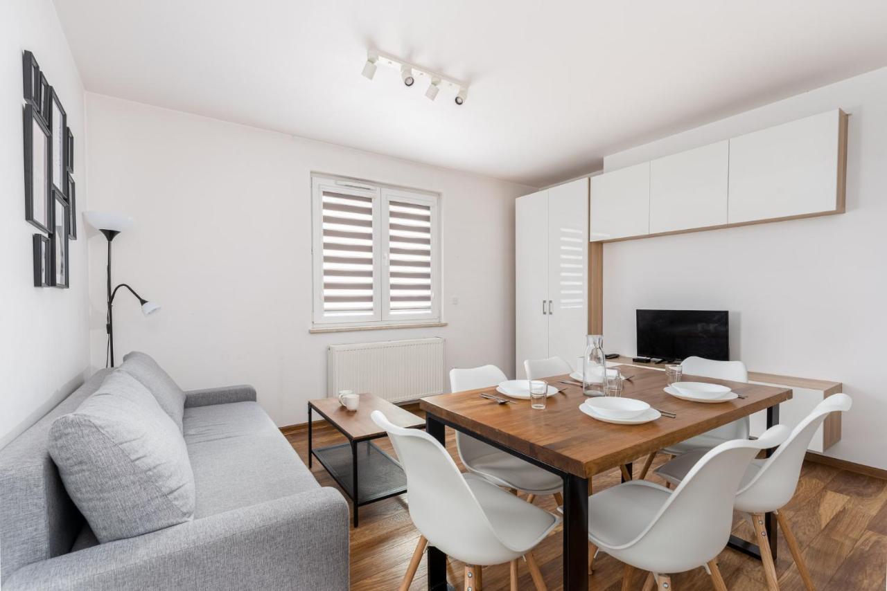 Zablocie Apartment Best Location To Explore Krasków Εξωτερικό φωτογραφία
